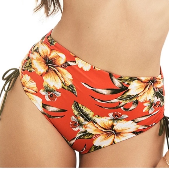 SKINNY DIPPERS
Kahului Transformer Bottom - Picture 3 of 3